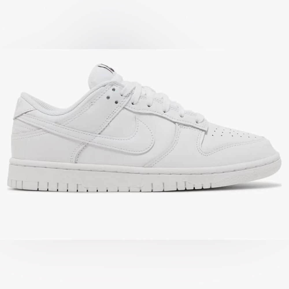 Nike Women's Gymnastics Shoes - Picture 3 of 9